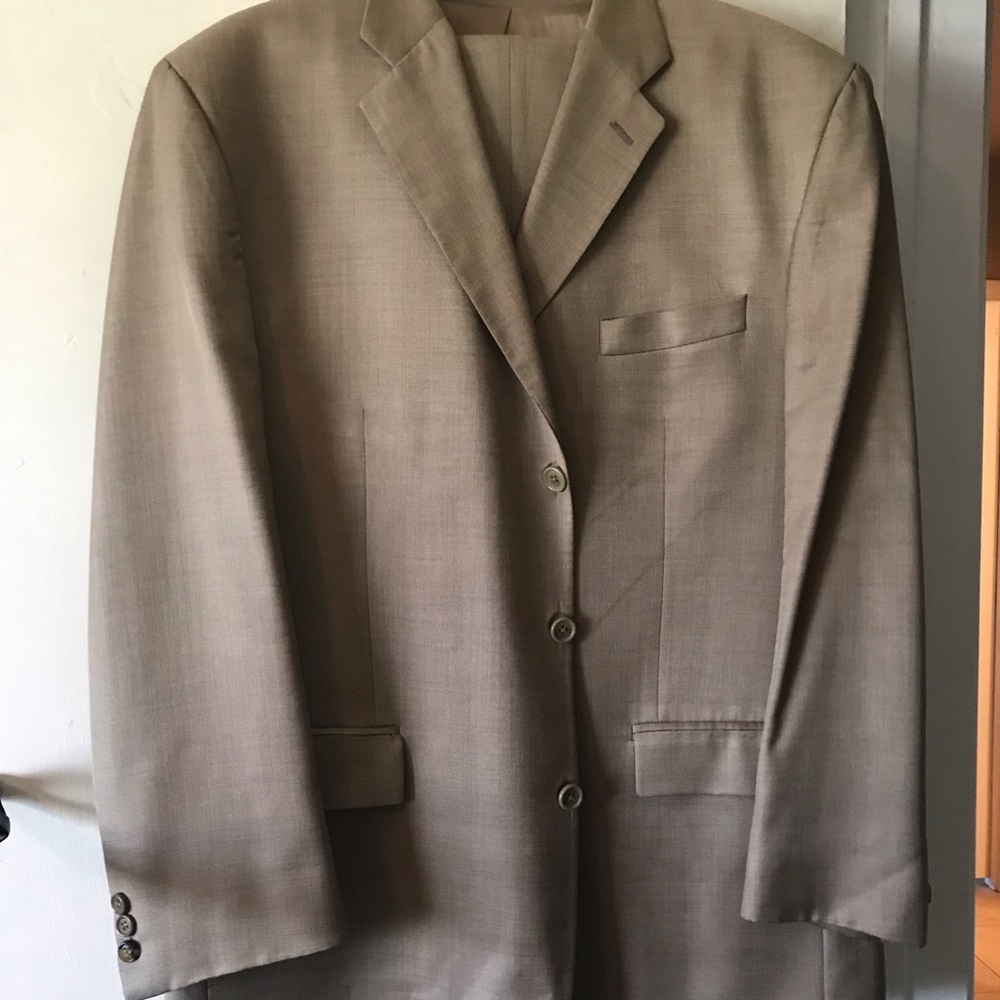 100% wool men’s suit
